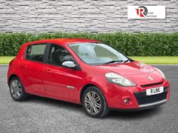 Red Used 2012 Renault Clio IV Dynamique Hatchback | £2,895 (Super price)