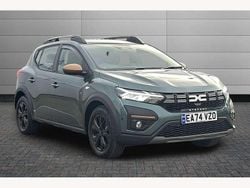Green Used 2024 Dacia Sandero Extreme SUV | £14,995 (Fair price)