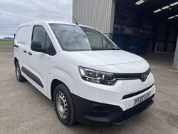 White Used 2022 Toyota Proace Active Van | £10,495 (Fair price)