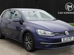 Blue Used 2017 VW Golf VII SE Hatchback | £13,985 (Fair price)
