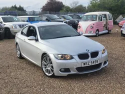 Silver Used 2009 BMW 320 M Sport Coupe | £2,495 (Good price)