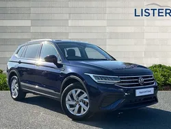 Atlantic blue Used 2025 VW Tiguan Life SUV | £38,490