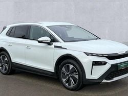 Moon white metallic Used 2025 Skoda Elroq SUV | £31,990 (Fair price)