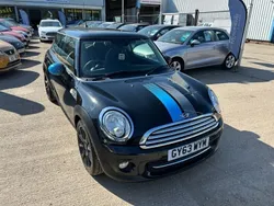 Black Used 2014 Mini Cooper D Hatch Hatchback | £9,999 (Fair price)