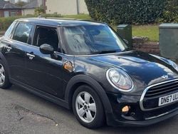 Black Used 2017 Mini Cooper D Hatch Hatchback | £4,995 (Fair price)