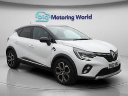 White Used 2022 Renault Captur SE SUV | £11,800 (Good price)