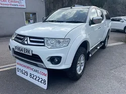 White Used 2014 Mitsubishi L200 Pickup | £7,695 (Fair price)