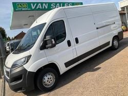 White Used 2021 Peugeot Boxer Van | £14,995 (Fair price)
