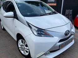 White Used 2016 Toyota Aygo X-pure Hatchback | £5,995 (Fair price)