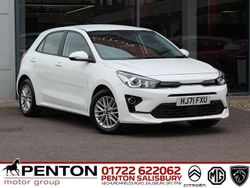 White Used 2022 Kia Rio 2 Hatchback | £11,790 (Fair price)