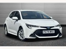 White Used 2024 Toyota Corolla Hatchback | £22,500 (Fair price)