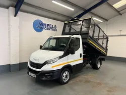 White Used 2022 Iveco Daily | £24,390 (Expensive)
