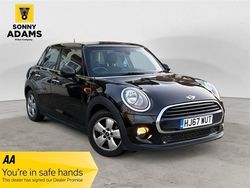 Black Used 2017 Mini Cooper Hatch Hatchback | £6,990 (Good price)