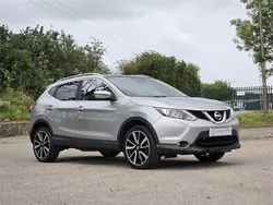 Silver Used 2017 Nissan Qashqai Tekna SUV | £8,495 (Good price)