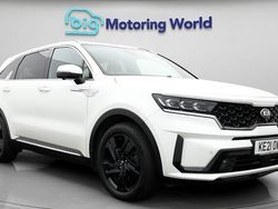Used 2022 Kia Sorento SUV | £27,700 (A bit pricey)