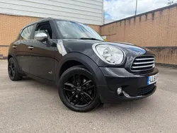 Black Used 2011 Mini Cooper D Countryman SUV | £3,795 (Fair price)