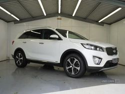 White Used 2017 Kia Sorento 2 SUV | £13,495 (Fair price)
