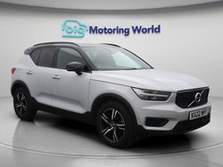 Silver Used 2022 Volvo XC40 R-Design SUV | £20,000 (Fair price)