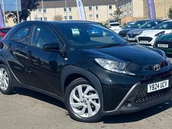 Black Used 2024 Toyota Aygo X PURE SUV | £14,995