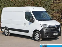 White Used 2022 Renault Master Business Van | £15,650 (Good price)