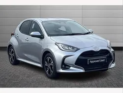 Silver New 2025 Toyota Yaris Hybrid Design Hatchback | £21,499 (Super price)