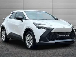 Pure white New 2024 Toyota C-HR SUV | £26,850