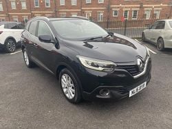 Black Used 2016 Renault Kadjar Dynamique SUV | £5,295 (Good price)