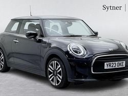 Black Used 2023 Mini Cooper Exclusive Hatchback | £20,000 (Good price)