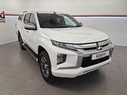 White Used 2020 Mitsubishi L200 Pickup | £18,699 (Fair price)