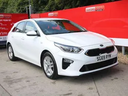 White Used 2019 Kia Ceed 2 Hatchback | £10,995 (Fair price)