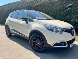 White Used 2015 Renault Captur Dynamique SUV | £8,995 (Fair price)