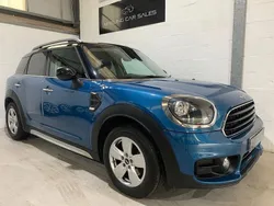 Island blue Used 2017 Mini Cooper D Countryman SUV | £8,990 (Fair price)