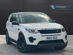 White Used 2017 Land Rover Discovery Sport SE SUV | £10,390 (Fair price)