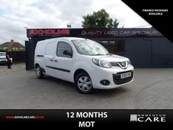 White Used 2020 Nissan NV250 Tekna Van | £5,995 (Fair price)