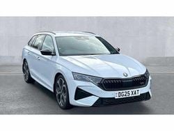 Moon white metallic Used 2025 Skoda Octavia vRS Estate | £33,750 (Expensive)