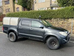 Black Used 2009 Toyota HiLux Pickup | £3,795 (Fair price)