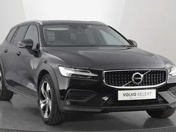 Used 2022 Volvo V60 CC Estate | £25,490 (Fair price)