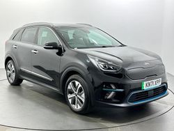 Black Used 2022 Kia Niro SUV | £12,350 (Fair price)