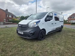 White Used 2015 Vauxhall Vivaro Van | £4,990 (Fair price)