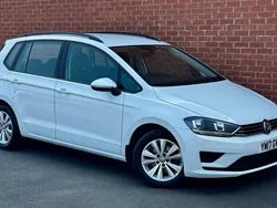 White Used 2017 VW Golf Sportsvan SE MPV | £11,750 (Fair price)