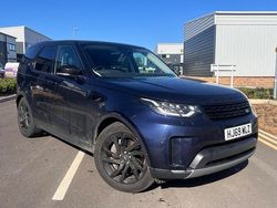 Blue Used 2019 Land Rover Discovery 5 HSE SUV | £21,488 (Fair price)