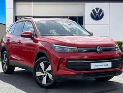 Red Used 2024 VW Tiguan Match SUV | £31,290 (Fair price)