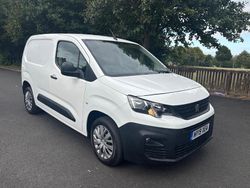 White Used 2019 Peugeot Partner Van | £7,995 (Expensive)