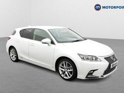White Used 2018 Lexus CT200h Luxury Line Hatchback | £16,199 (Fair price)