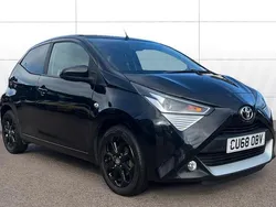 Black Used 2018 Toyota Aygo X-plore Hatchback | £7,275 (Fair price)