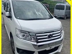 White Used 2025 Honda Stepwgn S MPV | £14,000