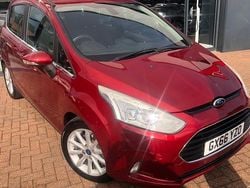 Red Used 2016 Ford B-MAX Titanium MPV | £6,999 (A bit pricey)