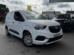 White Used 2020 Vauxhall Combo Sportive MPV | £7,495 (Fair price)
