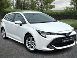 White Used 2022 Toyota Corolla Sport Estate | £19,573 (Fair price)