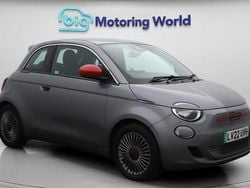 Used 2025 Fiat 500e Red Hatchback | £11,600 (Super price)